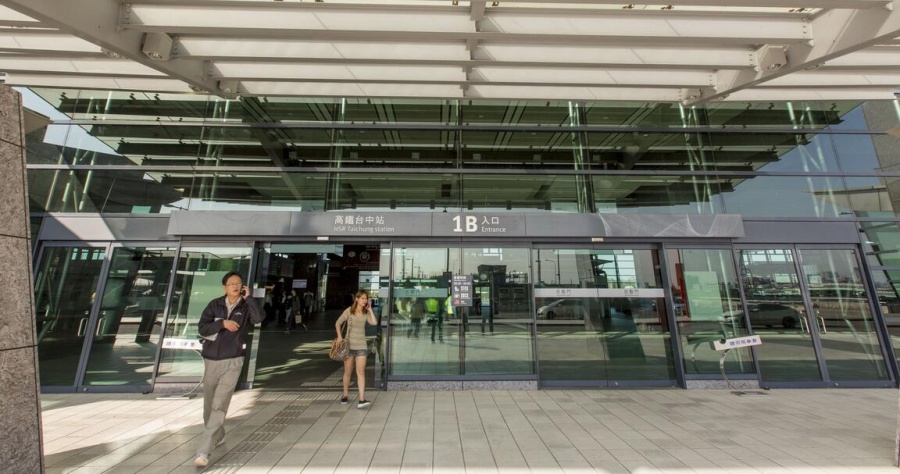 從新烏日火車站走到台中高鐵站要多久？